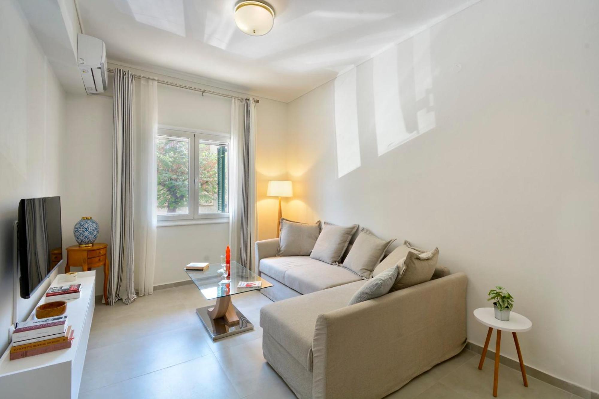 Nefeli'S Cozy Apartment, Corfu Town Exteriör bild